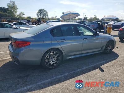 Trzecie zdjęcie samochodu z tyłu: 2019 BMW 540 I VIN:WBAJE5C5XKWW03691 - miniatura