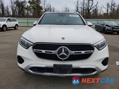 Piąte zdjęcie samochodu w środku: 2025 MERCEDES-BENZ GLC 300 4MATIC VIN:W1NKM4HB3SF247371 - miniatura