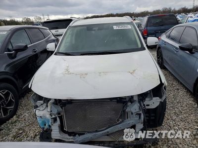 Piąte zdjęcie samochodu w środku: 2020 MITSUBISHI OUTLANDER SE VIN:JA4AD3A38LZ034586 - miniatura