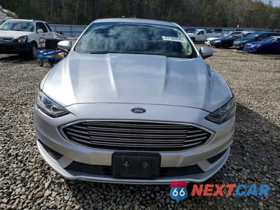 Piąte zdjęcie samochodu w środku: 2018 FORD FUSION VIN:3FA6P0HD2JR258444 - miniatura