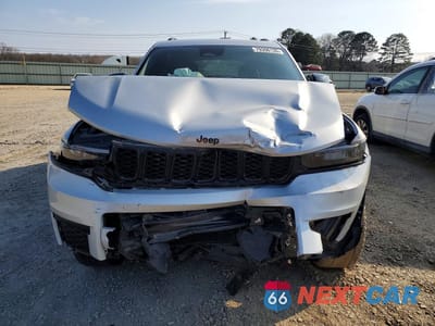 Piąte zdjęcie samochodu w środku: 2023 JEEP GRAND CHEROKEE L LAREDO VIN:1C4RJKAG8P8744680 - miniatura