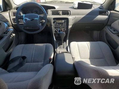 Zdjęcie 8 z 11 samochodu: 2001 TOYOTA CAMRY VIN:4T1BF22K01U967151 - miniatura