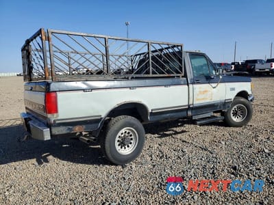 Trzecie zdjęcie samochodu z tyłu: 1990 FORD F250 VIN:1FTHF26H8LPA30773 - miniatura