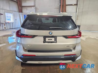 Zdjęcie 6 z 14 samochodu: 2023 BMW X1 XDRIVE28I VIN:WBX73EF07P5X75650 - miniatura