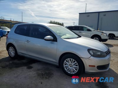 Czwarte zdjęcie samochodu z boku: 2013 VOLKSWAGEN GOLF VIN:WVWBB7AJ5DW126456 - miniatura