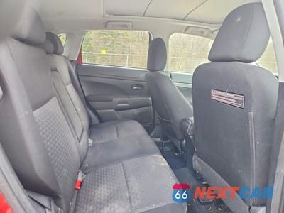 Zdjęcie 11 z 13 samochodu: 2011 MITSUBISHI OUTLANDER SPORT SE VIN:JA4AP4AU0BZ018564 - miniatura