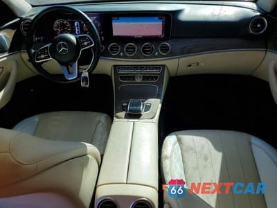 Zdjęcie 8 z 12 samochodu: 2020 MERCEDES-BENZ E 350 4MATIC VIN:WDDZF8EBXLA748340 - miniatura