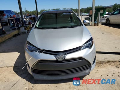 Piąte zdjęcie samochodu w środku: 2018 TOYOTA COROLLA L VIN:2T1BURHE8JC060763 - miniatura