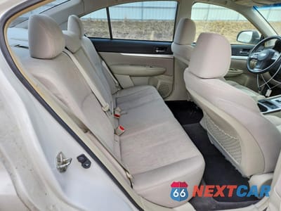 Zdjęcie 10 z 13 samochodu: 2013 SUBARU LEGACY 2.5I PREMIUM VIN:4S3BMCG67D3010098 - miniatura