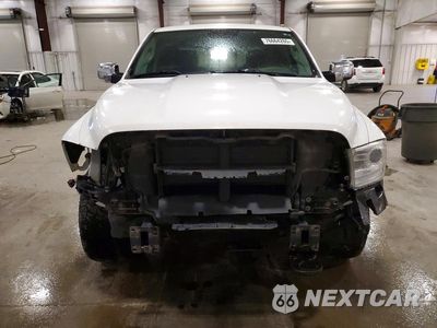 Piąte zdjęcie samochodu w środku: 2015 RAM 1500 LARAMIE VIN:1C6RR7NT8FS739310 - miniatura