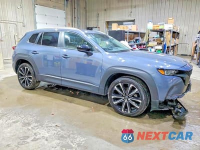 Czwarte zdjęcie samochodu z boku: 2024 MAZDA CX-50 BASE VIN:7MMVABXY9RN240870 - miniatura