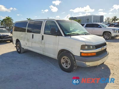Czwarte zdjęcie samochodu z boku: 2013 CHEVROLET EXPRESS G3500 LT VIN:1GAZG1FG5D1104117 - miniatura