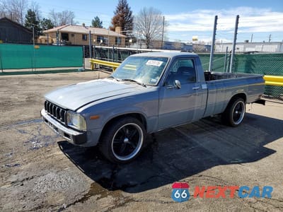1982 TOYOTA PICKUP SR5 JT4RN44S0C0069657 - główne zdjęcie licytacji z USA - miniatura