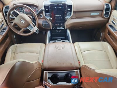 Zdjęcie 8 z 13 samochodu: 2022 RAM 3500 LARAMIE VIN:3C63RRJL0NG102361 - miniatura