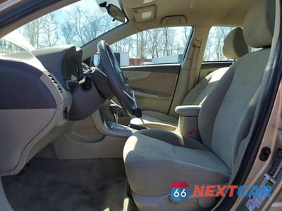 Zdjęcie 7 z 11 samochodu: 2010 TOYOTA COROLLA LE VIN:2T1BU4EEXAC366435 - miniatura