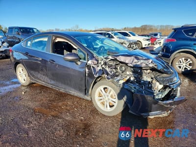 Czwarte zdjęcie samochodu z boku: 2017 CHEV CRUZE VIN:1G1BE5SM8H7169394 - miniatura