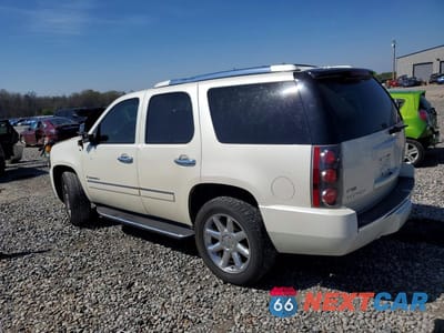 Drugie zdjęcie samochodu z przodu: 2009 GMC YUKON DENALI VIN:1GKFC03209R247806 - miniatura