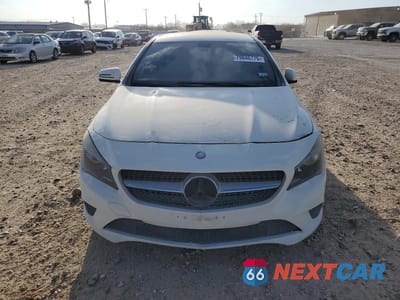 Piąte zdjęcie samochodu w środku: 2016 MERCEDES-BENZ CLA 250 4MATIC VIN:WDDSJ4GB2GN333131 - miniatura