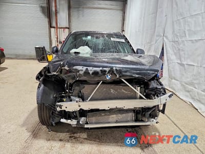 Piąte zdjęcie samochodu w środku: 2026 BMW X1 XDRIVE28I VIN:WBX73EF02T5408987 - miniatura