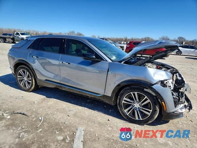 Czwarte zdjęcie samochodu z boku: 2024 CADILLAC LYRIQ LUXURY VIN:1GYKPPRK3RZ100808 - miniatura
