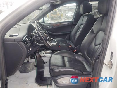 Zdjęcie 7 z 14 samochodu: 2015 PORSCHE MACAN VIN:WP1AB2A5XFLB43175 - miniatura