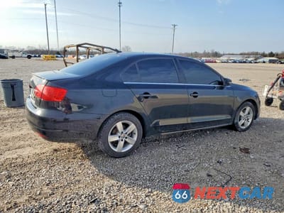 Trzecie zdjęcie samochodu z tyłu: 2012 VOLKSWAGEN JETTA TDI VIN:3VWLL7AJ0CM016475 - miniatura