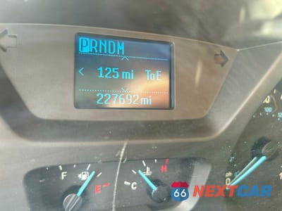 Zdjęcie 8 z 14 samochodu: 2015 FORD TRANSIT T-250 VIN:1FTNR1ZM6FKA47229 - miniatura