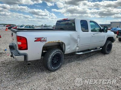 Trzecie zdjęcie samochodu z tyłu: 2013 CHEVROLET SILVERADO K1500 LT VIN:1GCRKSE77DZ402294 - miniatura