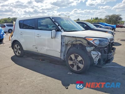 Czwarte zdjęcie samochodu z boku: 2019 KIA SOUL BASE VIN:KNDJN2A25K7005898 - miniatura