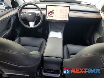 Zdjęcie 8 z 12 samochodu: 2023 TESLA MODEL Y VIN:7SAYGDEE7PA101154 - miniatura