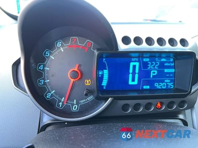 Zdjęcie 8 z 10 samochodu: 2014 CHEVROLET SONIC LT VIN:1G1JC6SB0E4179954 - miniatura