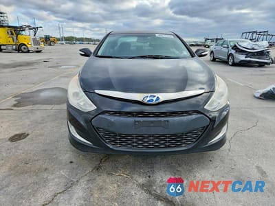 Piąte zdjęcie samochodu w środku: 2015 HYUNDAI SONATA HYBRID BASE VIN:KMHEC4A44FA137110 - miniatura