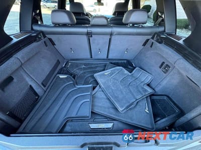 Zdjęcie 9 z 11 samochodu: 2018 BMW X5 XDRIVE50I VIN:5UXKR6C55J0U15260 - miniatura