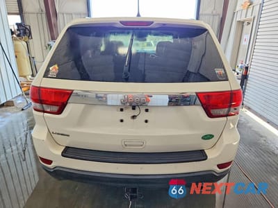 Zdjęcie 6 z 11 samochodu: 2012 JEEP GRAND CHEROKEE LAREDO VIN:1C4RJEAG3CC259436 - miniatura