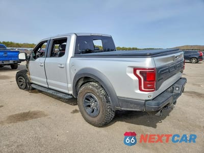 Drugie zdjęcie samochodu z przodu: 2017 FORD F150 RAPTOR VIN:1FTFW1RG8HFB72171 - miniatura