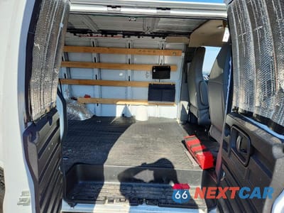 Zdjęcie 11 z 14 samochodu: 2020 GMC SAVANA 2500 CARGO DELIVERY VAN VIN:1GTW7AFG6L1161581 - miniatura