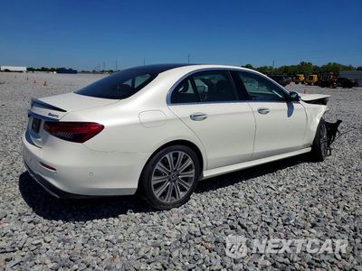 Trzecie zdjęcie samochodu z tyłu: 2022 MERCEDES-BENZ E 450 4MATIC VIN:W1KZF5KB8NB037784 - miniatura