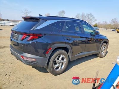 Trzecie zdjęcie samochodu z tyłu: 2024 HYUNDAI TUCSON SEL VIN:5NMJBCDE4RH335149 - miniatura