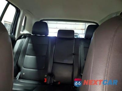 Zdjęcie 10 z 12 samochodu: 2016 VOLKSWAGEN TIGUAN LIMITED VIN:WVGAV7AX8GW513171 - miniatura