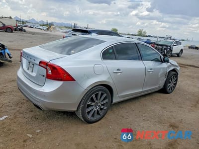 Trzecie zdjęcie samochodu z tyłu: 2018 VOLVO S60 INSCRIPTION VIN:LYV402TK0JB189229 - miniatura