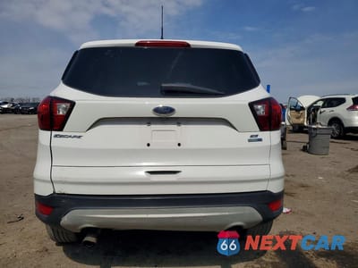 Zdjęcie 6 z 13 samochodu: 2019 FORD ESCAPE SE VIN:1FMCU9G97KUC08667 - miniatura