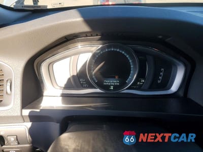 Zdjęcie 9 z 11 samochodu: 2016 VOLVO S60 PREMIER VIN:LYV402FK1GB089077 - miniatura