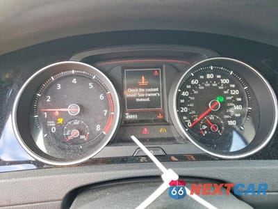 Zdjęcie 9 z 12 samochodu: 2019 VOLKSWAGEN GTI S VIN:3VW6T7AU6KM038468 - miniatura