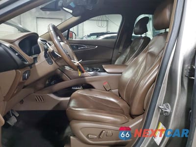 Zdjęcie 7 z 13 samochodu: 2016 LINCOLN MKX RESERVE VIN:2LMTJ8LR6GBL51717 - miniatura
