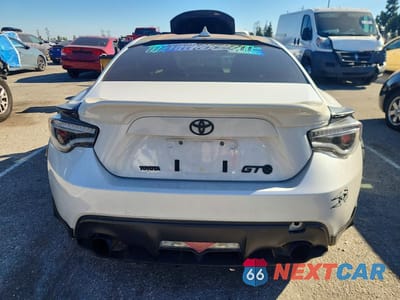 Zdjęcie 6 z 11 samochodu: 2013 SCION FR-S BASE VIN:JF1ZNAA12D2729025 - miniatura