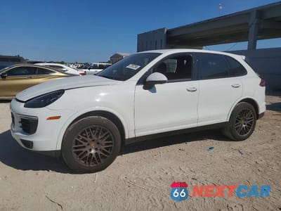 2017 PORSCHE CAYENNE WP1AA2A22HKA84866 - główne zdjęcie licytacji z USA - miniatura
