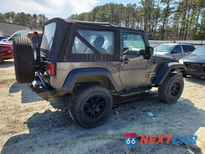 Trzecie zdjęcie samochodu z tyłu: 2017 JEEP WRANGLER SPORT VIN:1C4AJWAG9HL547701 - miniatura