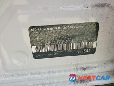 Zdjęcie 14 z 14 samochodu: 2020 MITSUBISHI OUTLANDER SE VIN:JA4AD3A3XLZ033763 - miniatura