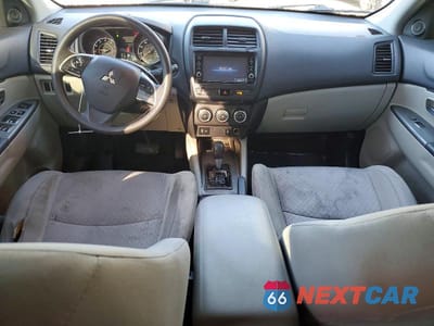 Zdjęcie 8 z 12 samochodu: 2019 MITSUBISHI OUTLANDER SPORT ES VIN:JA4AP3AU5KU028594 - miniatura