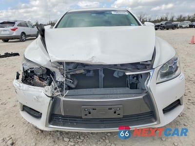 Piąte zdjęcie samochodu w środku: 2014 LEXUS LS 460 BASE VIN:JTHBL5EF3E5130017 - miniatura